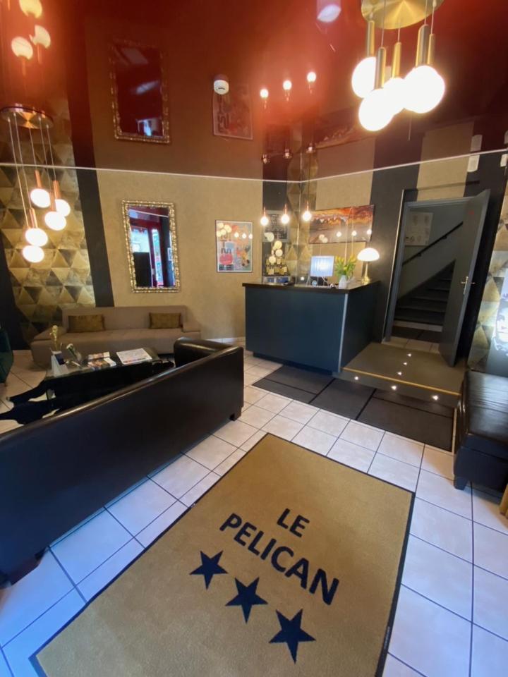 Charleville-Mézières Hotel Le Pelican מראה חיצוני תמונה